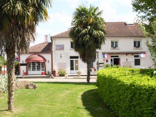 Auberge De Lamagistère Kültér fotó